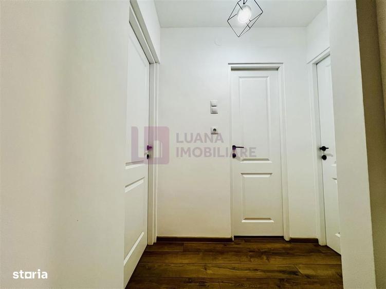 Apartament cu 3 camere decomandat, mobilat în Ștrand