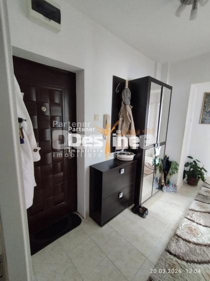 Apartament cu 2 camere decomandat, mobilat în Progresul