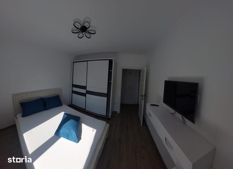 Apartament cu 2 camere decomandat în Far