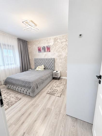 Apartament cu 3 camere decomandat în Sud