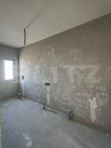 Casă individuală cu 4 camere cu Canalizare în Tureni