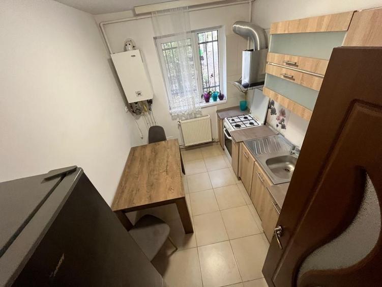 Apartament cu 2 camere în Aleea Trandafirilor