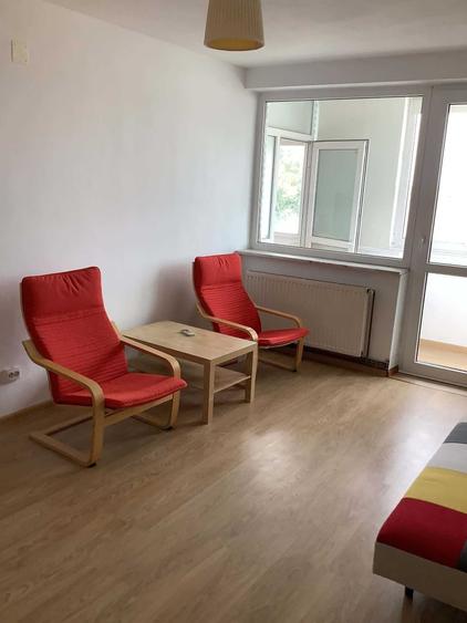 Apartament cu 2 camere semidecomandat în Gara de Nord