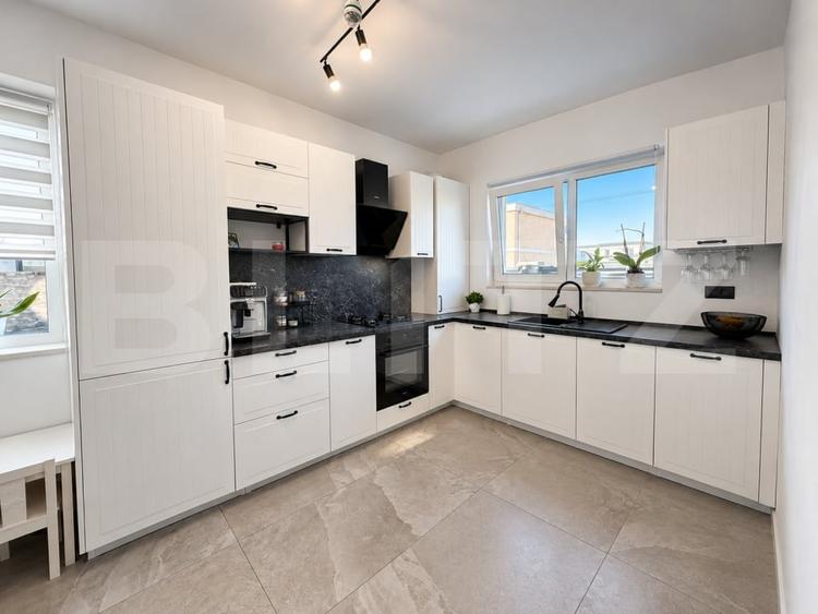 Duplex cu 3 camere cu Canalizare în Urseni