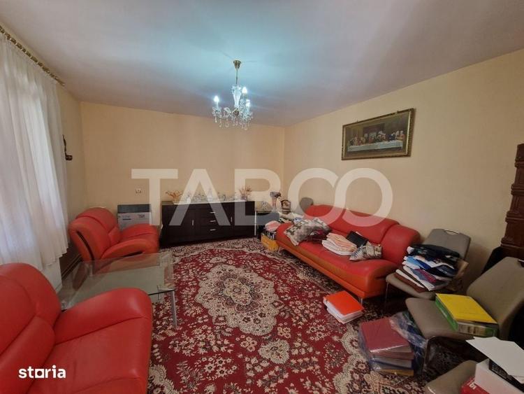 Casă cu 4 camere în Cisnădioara