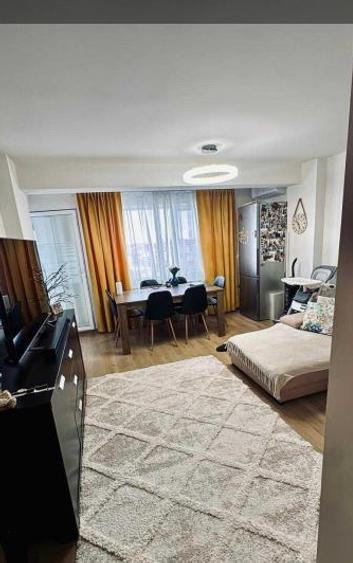 Apartament cu 2 camere decomandat în Energia