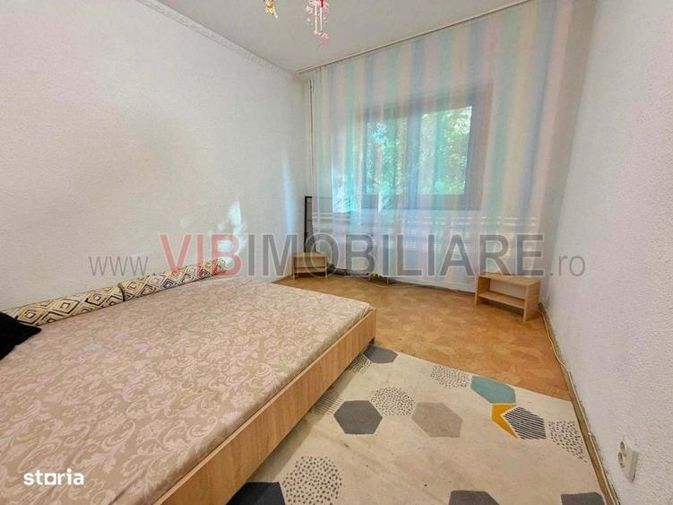 Apartament cu 3 camere decomandat în Păcii