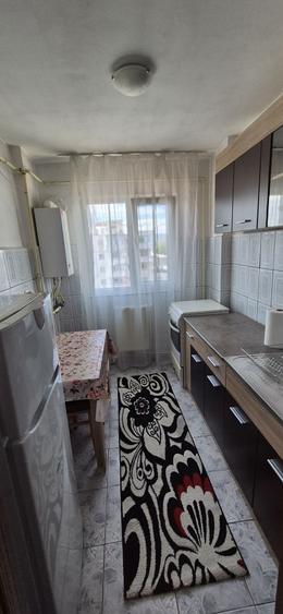 Apartament cu 2 camere semidecomandat în Republicii