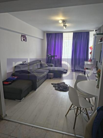 Apartament cu 4 camere decomandat, mobilat în Ghencea