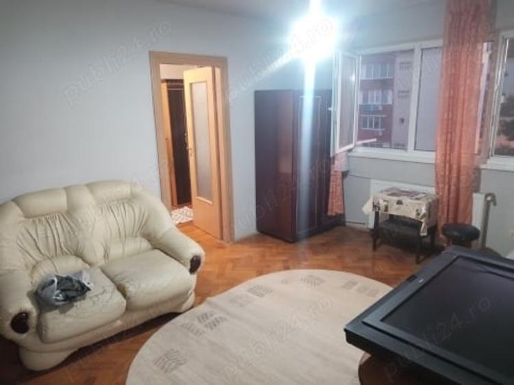Apartament cu 2 camere semidecomandat în Dâmbovița