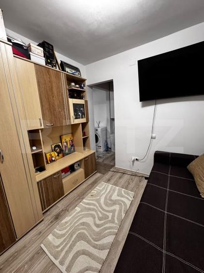 Apartament cu 2 camere semidecomandat, mobilat în Câmpia Turzii