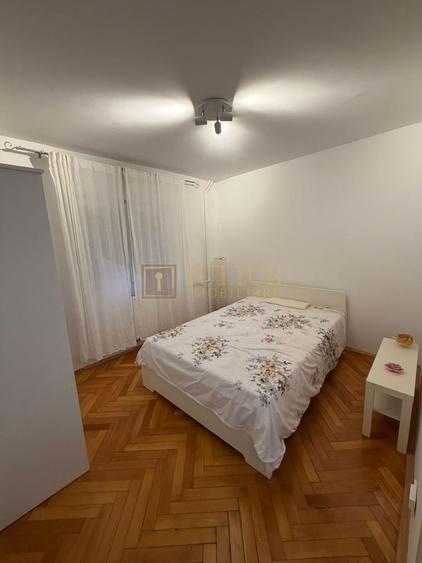 Apartament cu 2 camere semidecomandat, mobilat în Complex Studențesc