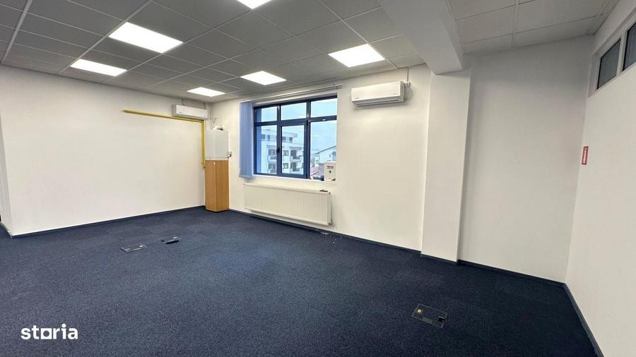 Apartament cu 3 camere în Calea Dumbrăvii
