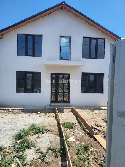 Casă P+M spațioasă,Lumina – Ideală pentru o familie!