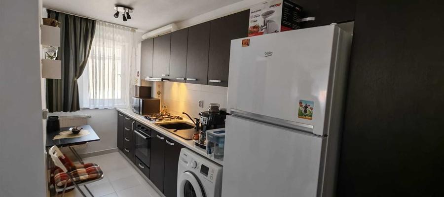 Apartament cu 2 camere semidecomandat în Central
