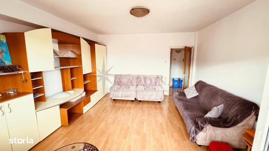 Apartament cu 3 camere decomandat, mobilat în Astra