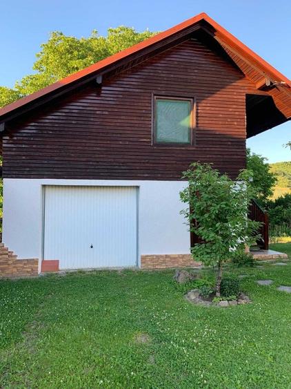 Casă cu 4 camere în Orșova