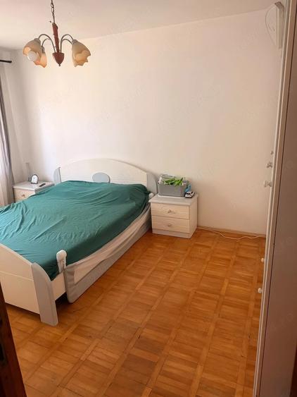 Apartament cu 2 camere decomandat în Golești
