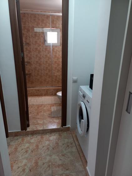 Apartament cu 3 camere decomandat în Radu Negru