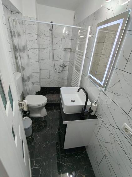 Garsonieră decomandată în Exterior Vest