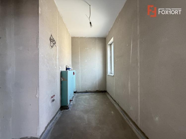 Duplex cu 5 camere cu Canalizare în Dumbrăvița