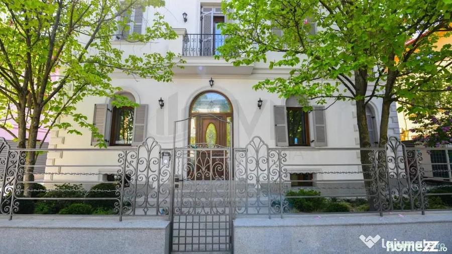 Casă cu 7 camere cu Teren 468 Mp în Cotroceni