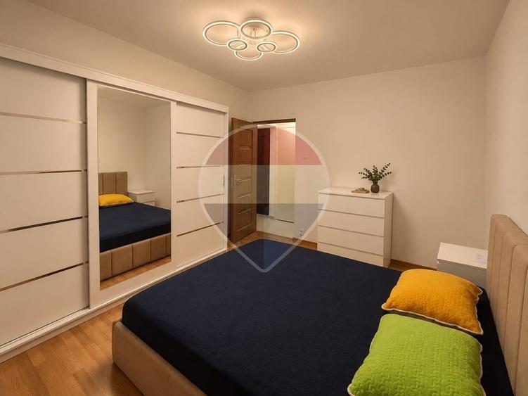 Apartament cu 2 camere decomandat, mobilat în Drumul Taberei