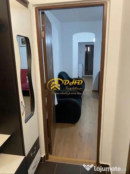 Apartament cu 3 camere decomandat, mobilat în Baza 3