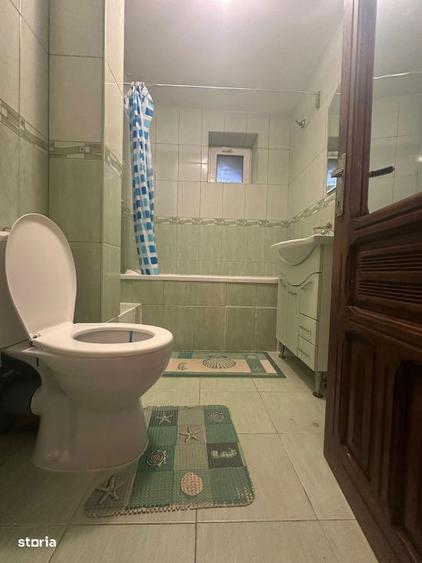 Apartament cu 3 camere decomandat în Ciupercenii Noi
