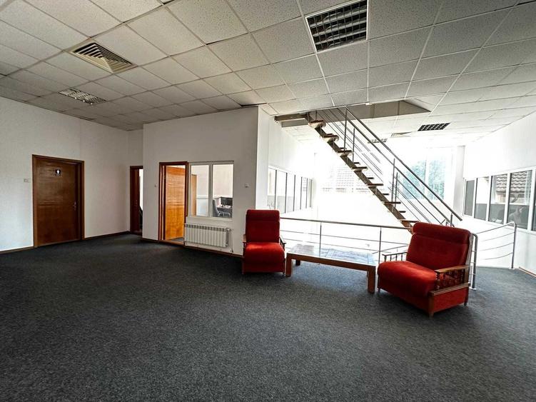 Spațiu comercial, de 672 mp, în Brătianu