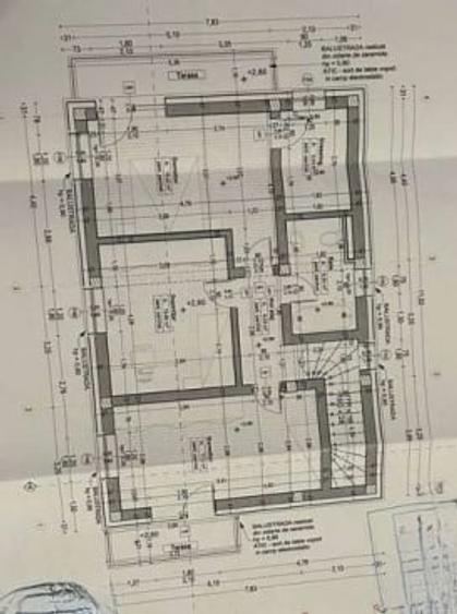 Casă individuală cu 4 camere cu Canalizare în Dezmir