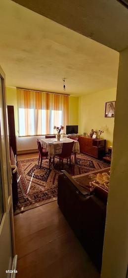 Casă cu 2 camere cu Teren 400 Mp în Central