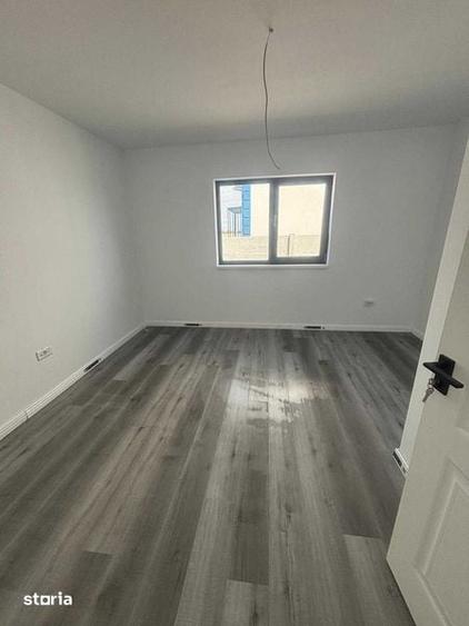 Casă cu 4 camere cu Teren 88 Mp în Cârcea