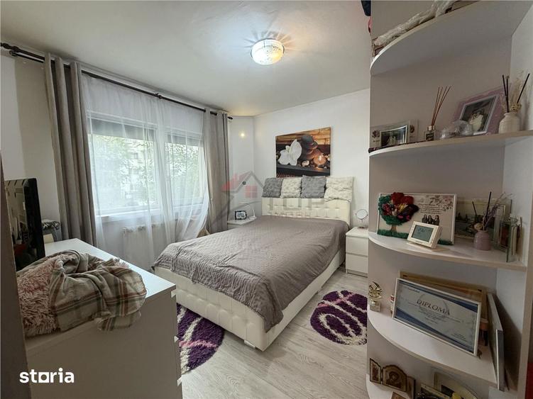 Apartament cu 3 camere decomandat în Cug