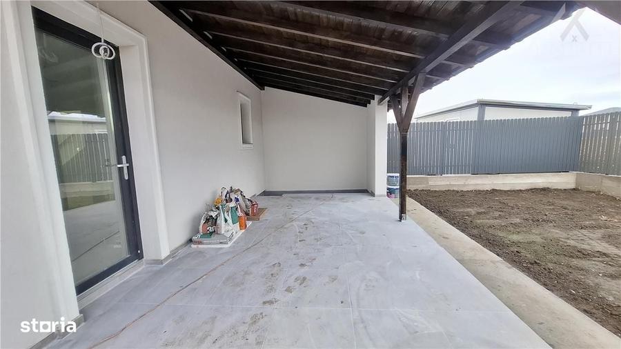 Casă cu 4 camere în Rediu