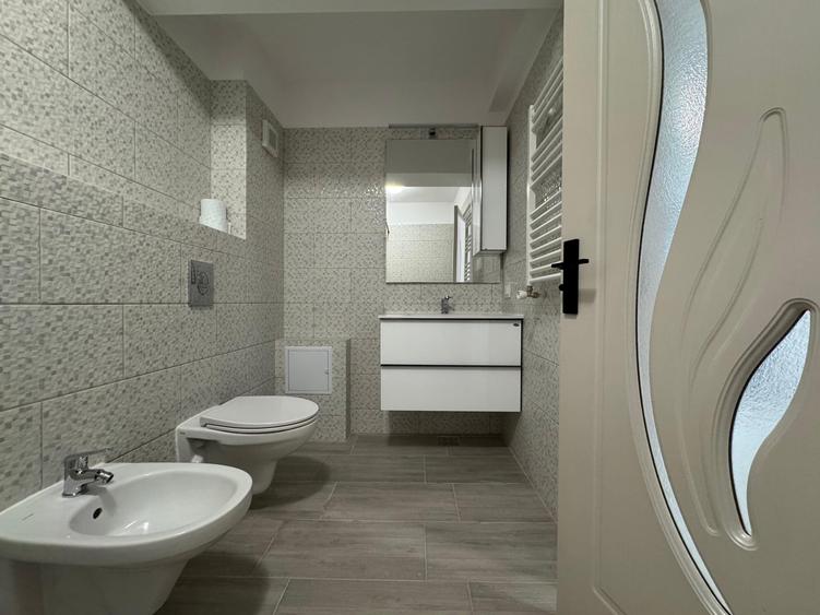 Apartament cu 2 camere semidecomandat, mobilat în Nord