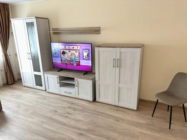 Apartament cu 2 camere decomandat, mobilat în Capitol