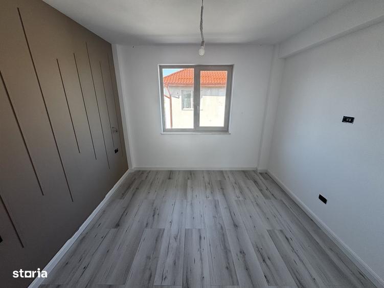 Casă cu 4 camere în Valea Lupului
