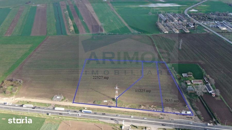 Teren de 11225 mp, în Central