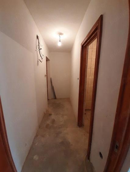 Apartament cu 2 camere semidecomandat în Sud