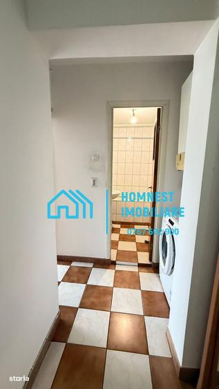 Apartament cu 3 camere decomandat în Giurgiului