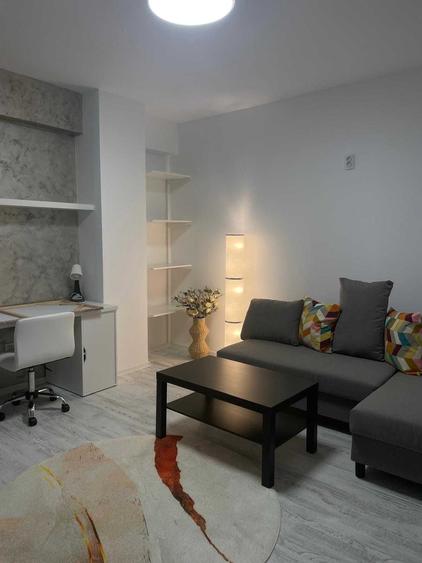 Apartament cu 2 camere semidecomandat în Exterior Vest