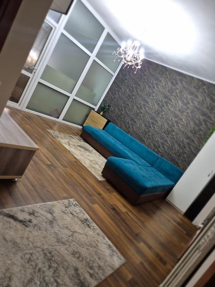 Apartament cu 3 camere decomandat în Militari