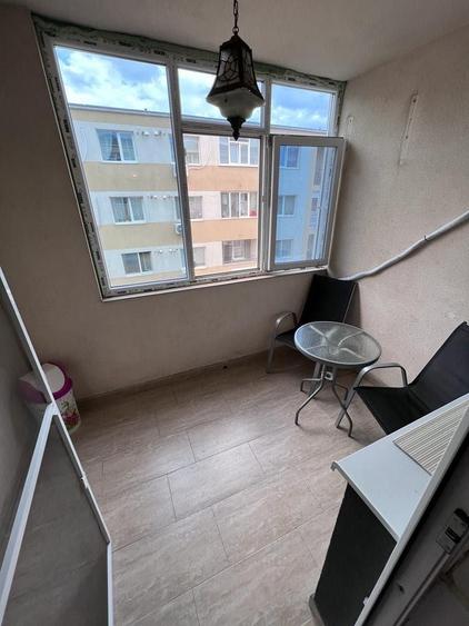 Apartament cu 2 camere semidecomandat, mobilat în Metalurgiei