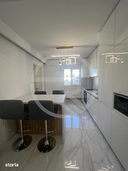 Apartament cu 3 camere decomandat, mobilat în Mărăști