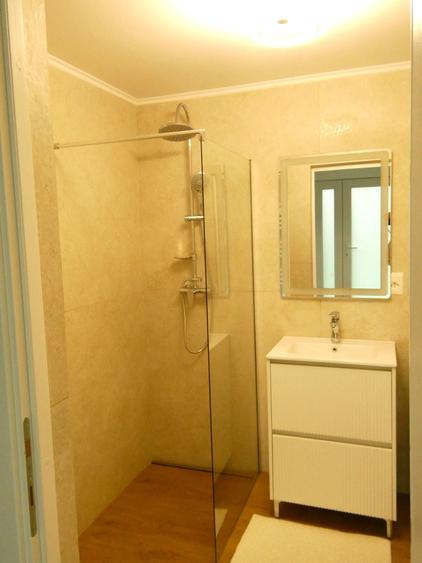 Apartament cu 2 camere semidecomandat în Obcini