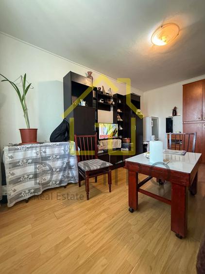 Apartament cu 2 camere decomandat în Berceni