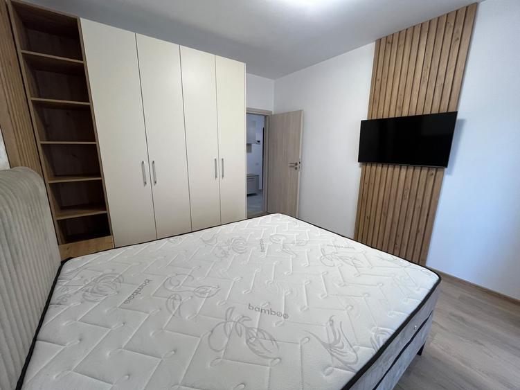 Apartament cu 2 camere decomandat, mobilat în Berceni