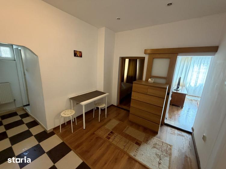 Apartament cu 2 camere în Decebal