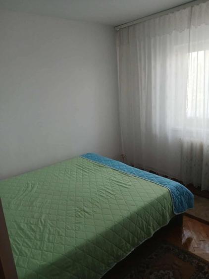 Apartament cu 2 camere decomandat în Exterior Vest